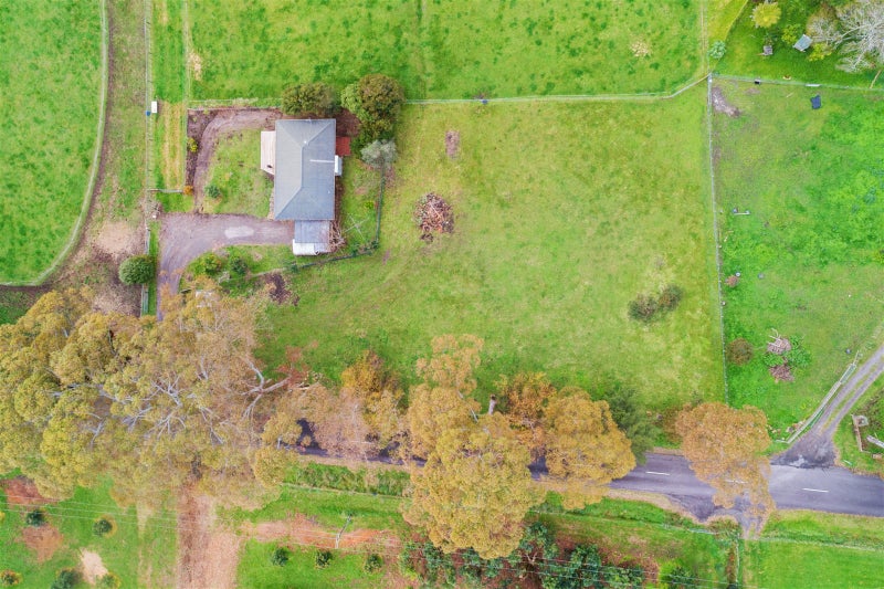 21 Shady Lane, Welcome Bay, Tauranga - Carousel 2