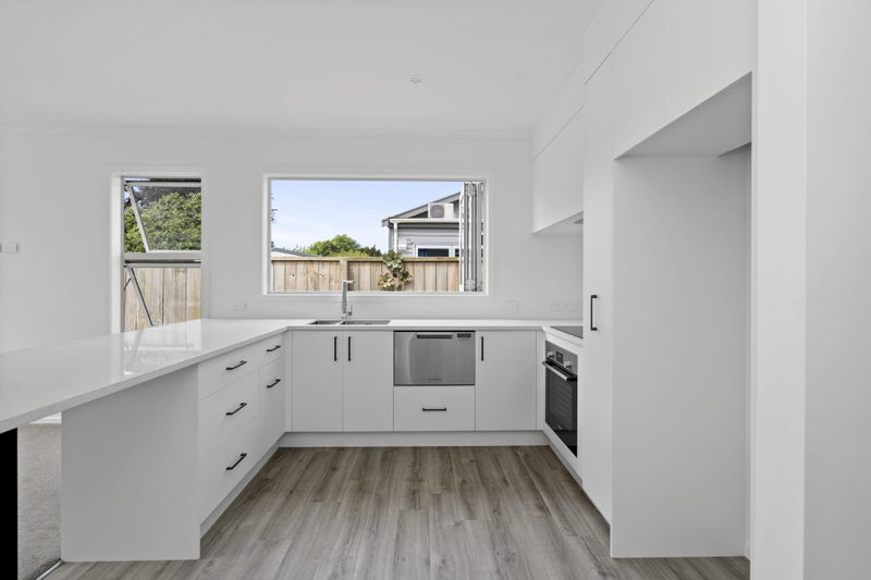 8 Bentley Lane, Leamington, Cambridge - Carousel 2