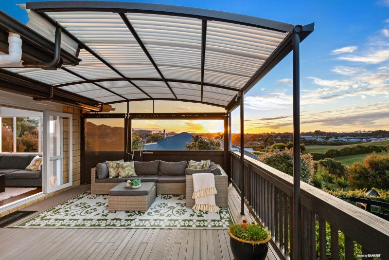 2 Northvale Place, Pukekohe, Pukekohe - Carousel 1