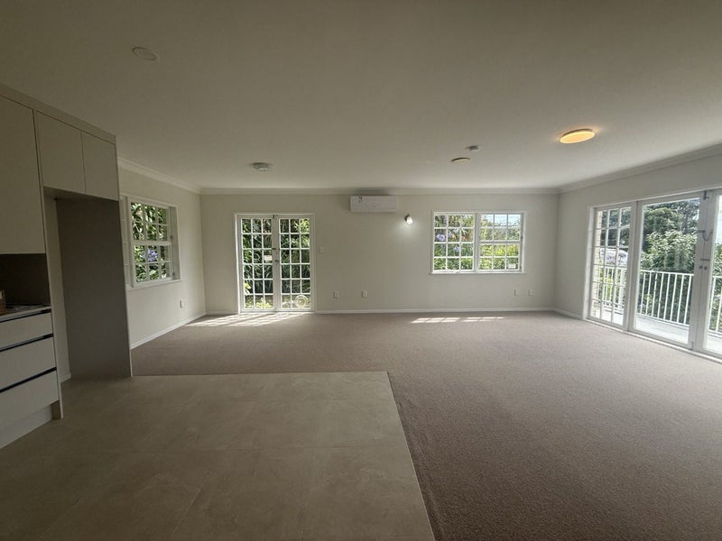 82 Woodlands Crescent, Browns Bay, Auckland - Carousel 2