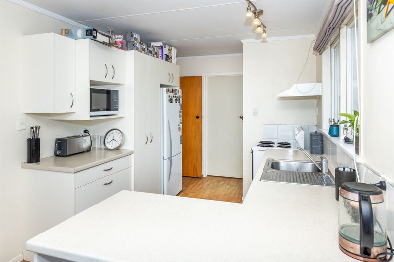 450 Kahikatea Drive, Dinsdale, Hamilton - Carousel 2