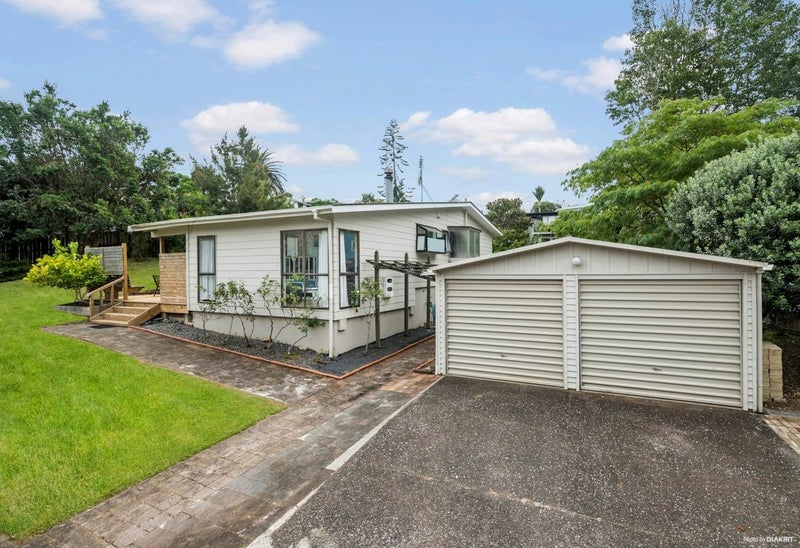 75 Powrie Street, Glenfield, Auckland - Carousel 2