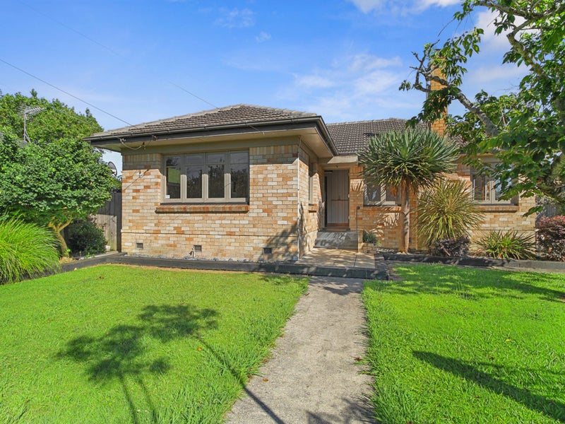 18 Bolmuir Road, Forest Lake, Hamilton - Carousel 1