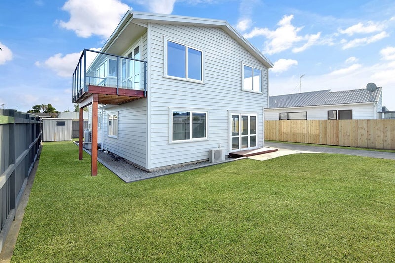 26B Oban Road, Greerton, Tauranga - Carousel 2