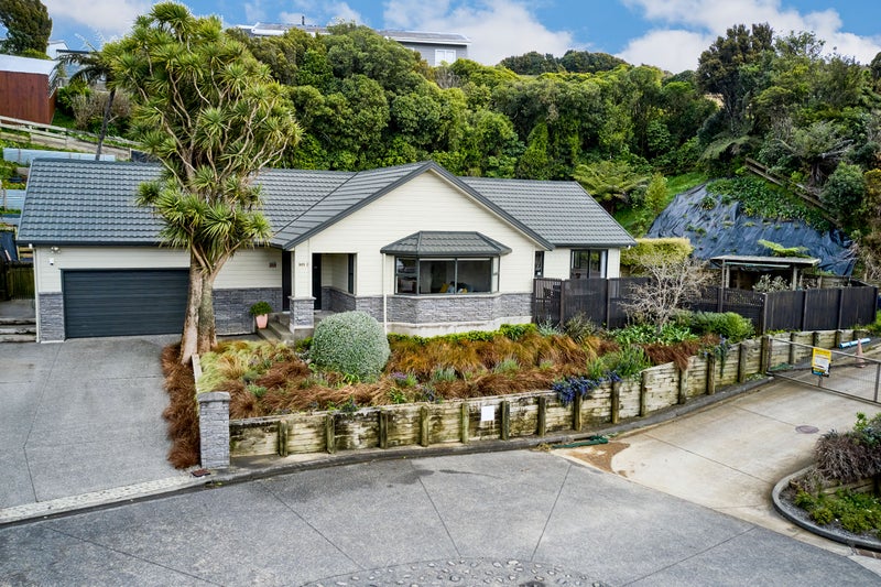 3 Koukou Place, Normandale, Lower Hutt - Carousel 1