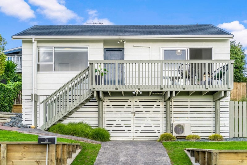 2/6 Oruamo Place, Beach Haven, Auckland - Carousel 2