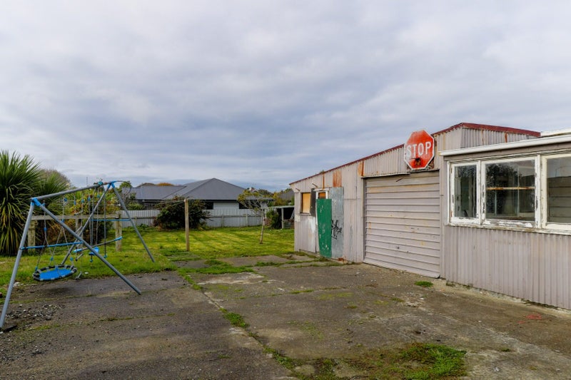 30 Dyson Street, Strathern, Invercargill - Carousel 11