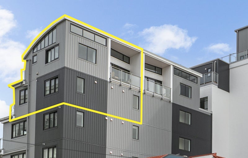 15/125 Thorndon Quay, Pipitea, Wellington - Carousel 2