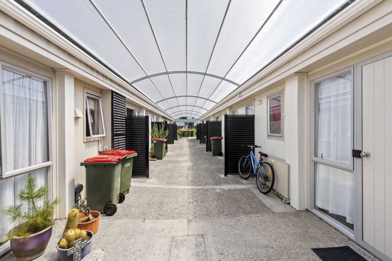 1/3 Lytton Street, Glenholme, Rotorua - Carousel 1