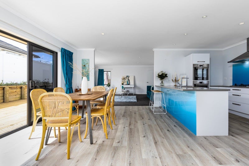 23 Goodwin Terrace, Temple View, Hamilton - Carousel 2