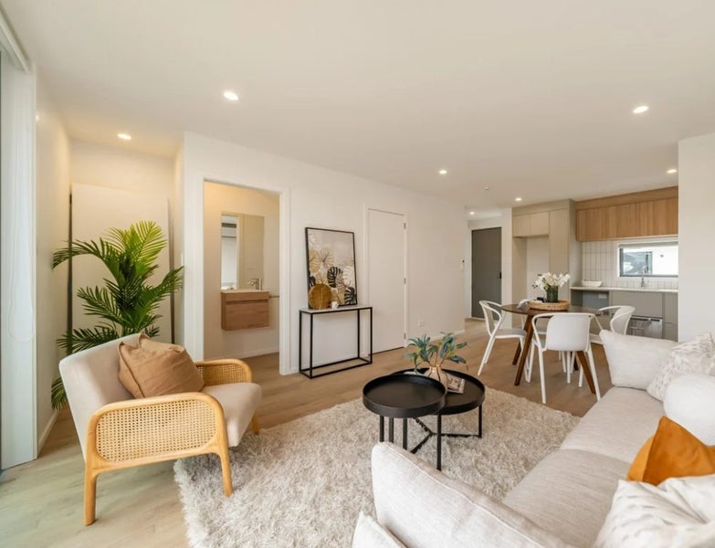 3/1 Rainey Grove, Taita, Lower Hutt - Carousel 2