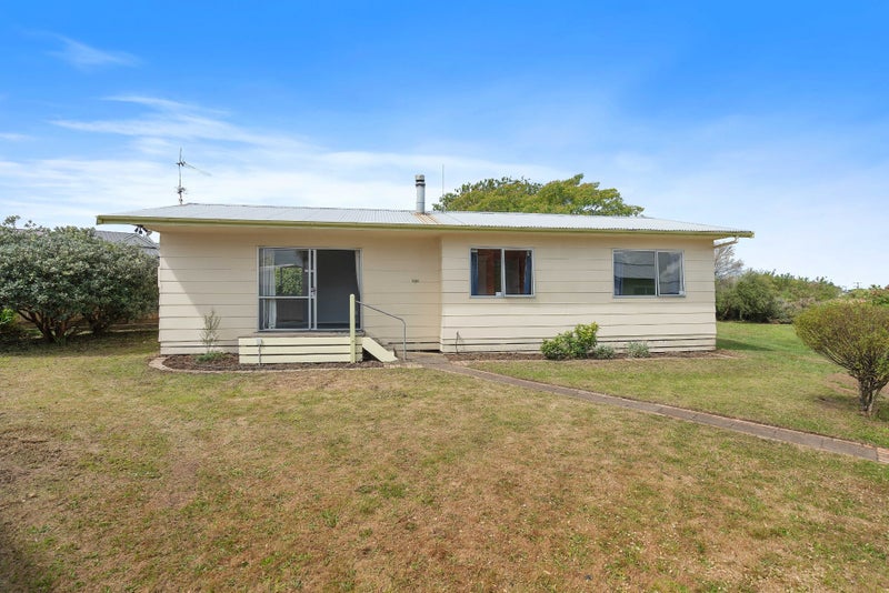 60A Montgomery Crescent, Lansdowne, Masterton - Carousel 1