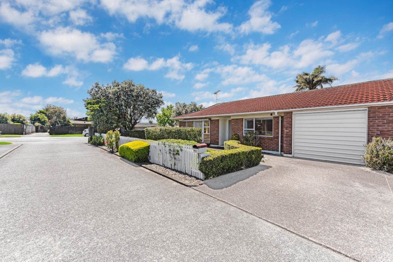 3/171 Pigeon Mountain Road, Half Moon Bay, Auckland - Carousel 2