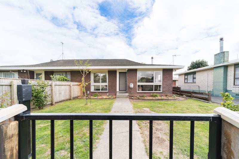 5A Palliser Place, Milson, Palmerston North - Carousel 24