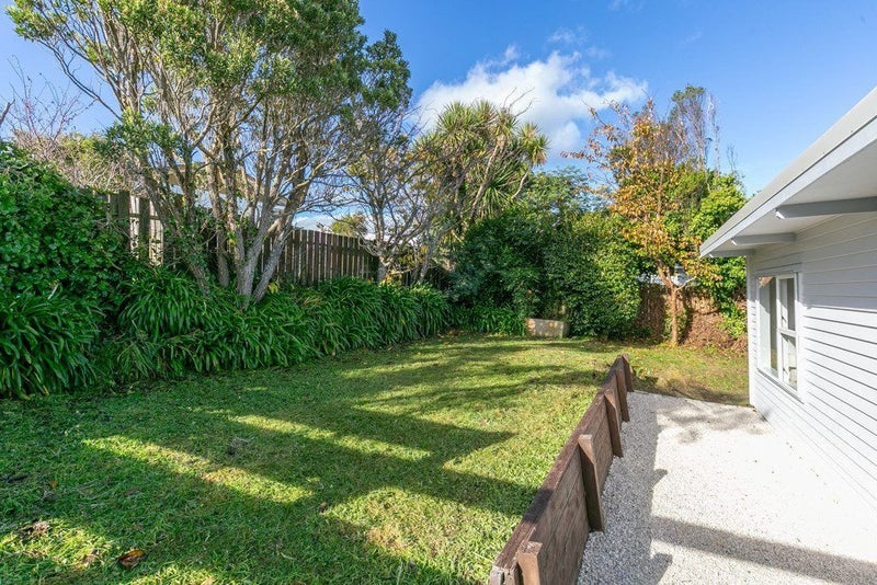 49A Cypress Drive, Maungaraki, Lower Hutt - Carousel 16