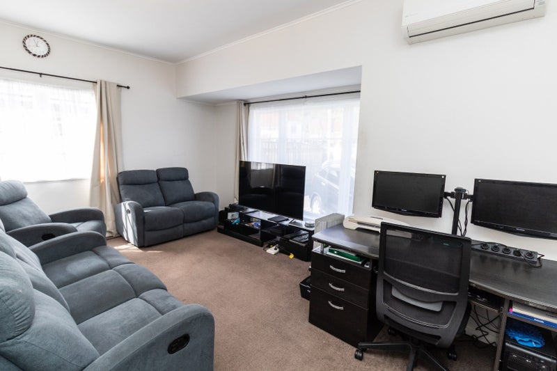 49B Waiwhetu Road, Waiwhetu, Lower Hutt - Carousel 2