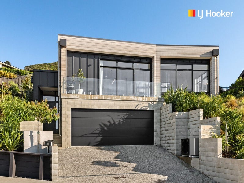 9 Camden Grove, Maia, Dunedin - Carousel 2