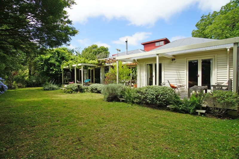 236 Wilsons Road, Waltham, Christchurch - Carousel 1