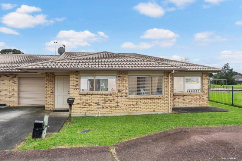 27 Carlas Way, Ranui, Auckland - Carousel 2