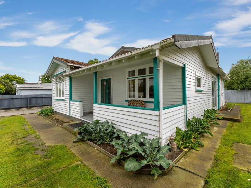 83 Wood Street, Takaro, Palmerston North - Carousel 1