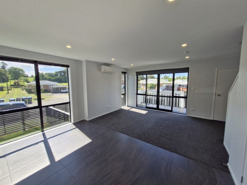 5A Korma Road, Royal Oak, Auckland - Carousel 2