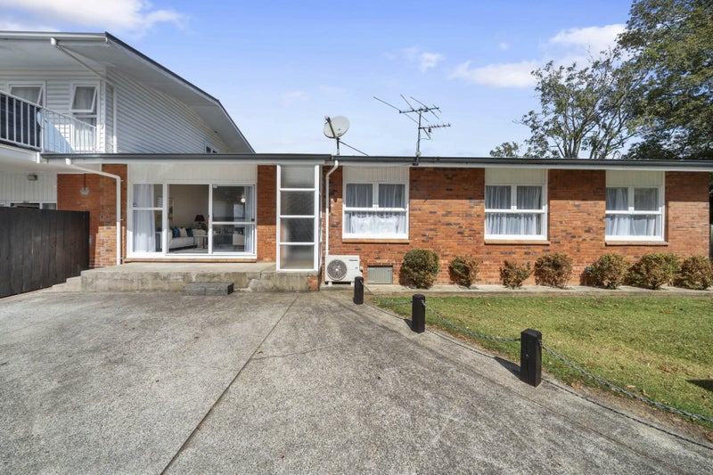 2/23G Gray Avenue, Māngere East, Auckland - Carousel 2
