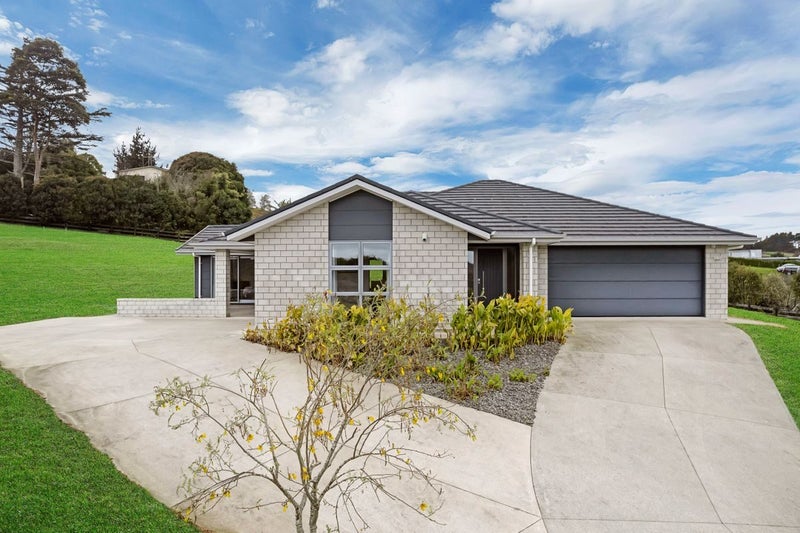 9 Mcintosh Drive, Pokeno, Pōkeno - Carousel 1