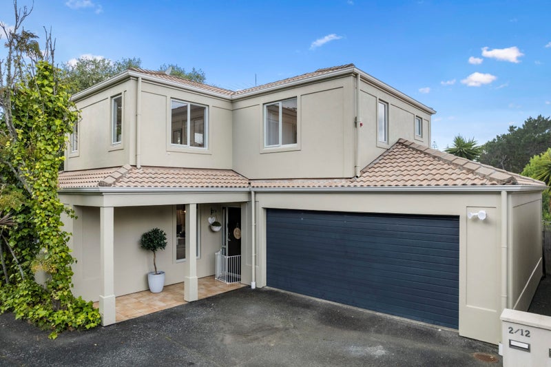2/12 Belle Verde Drive, Sunnynook, Auckland - Carousel 1