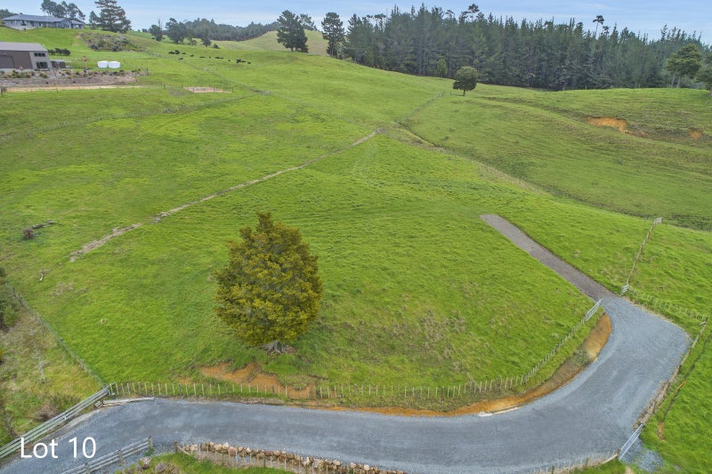 56 West Ridge Road, Maunu, Whangarei - Carousel 1