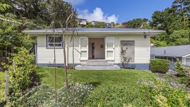 19 Montreal Grove, Kingston, Wellington - Carousel 1