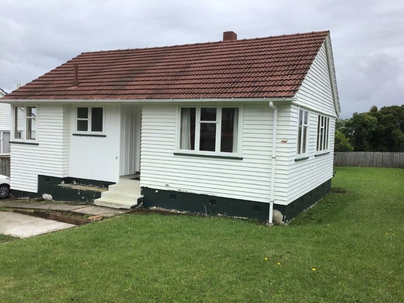 97 Hillsborough Road, Hillsborough, Auckland - Carousel 1