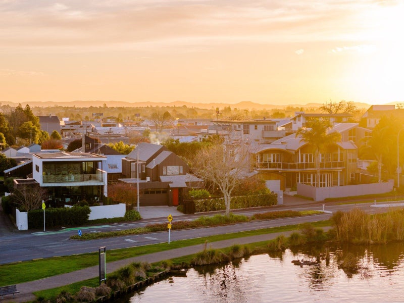 89 Lake Domain Drive, Frankton, Hamilton - Carousel 1