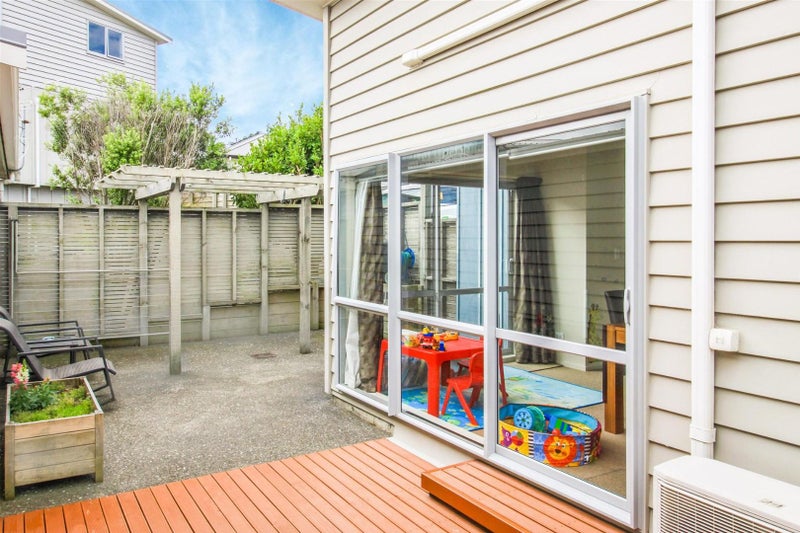 64A Sheridan Terrace, Johnsonville, Wellington - Carousel 14