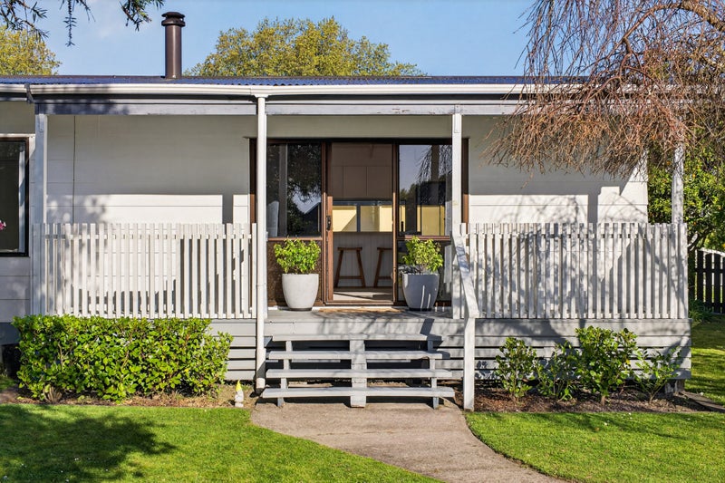 14 Loisel Street, Riverdale, Gisborne - Carousel 1