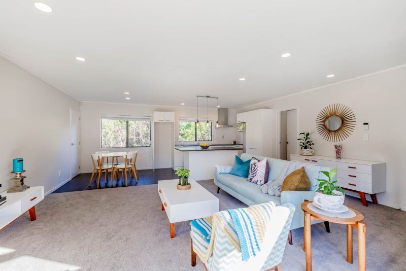 2/0 Paihia Road, Onehunga, Auckland - Carousel 2