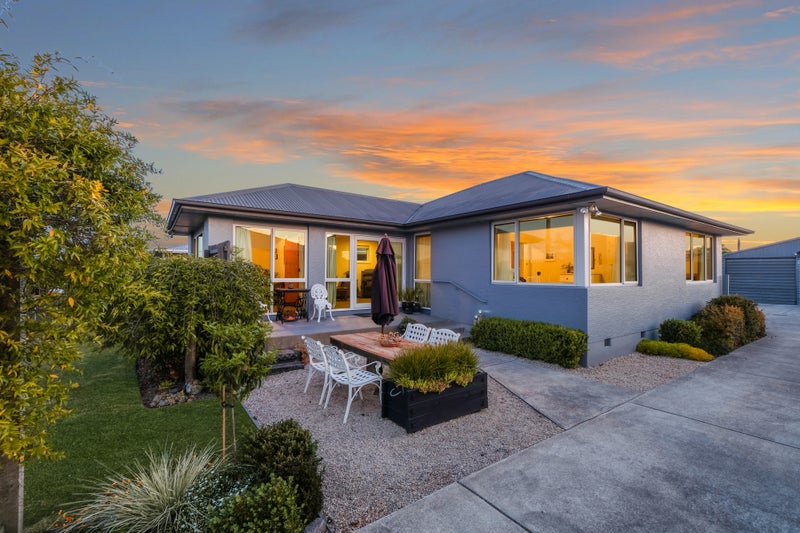 16 Donegal Street, Belfast, Christchurch - Carousel 1