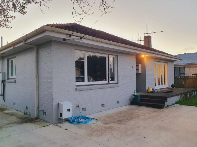 85 Fox Street, Hamilton East, Hamilton - Carousel 2