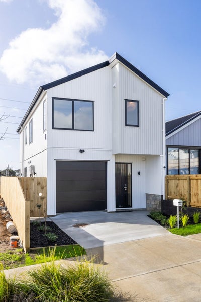 50 Horokaka Street, Massey, Auckland - Carousel 16