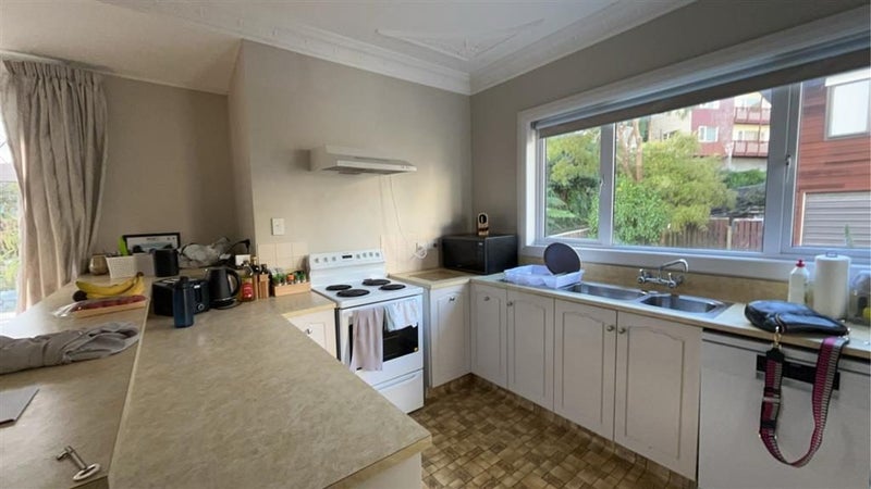 56 Delhi Crescent, Khandallah, Wellington - Carousel 2