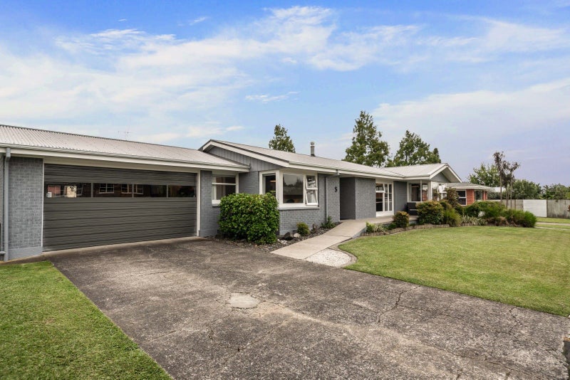 5 Garrick Place, Beerescourt, Hamilton - Carousel 2
