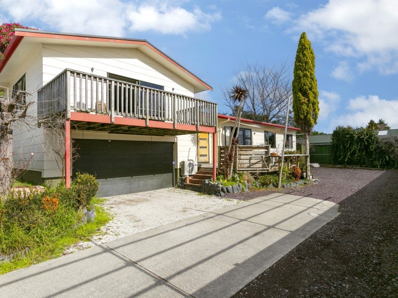 1/62 Rotokawa Street, Taupō - Carousel 2