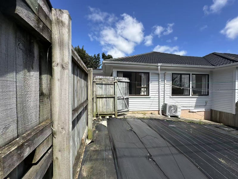 140 Hillsborough Road, Hillsborough, Auckland - Carousel 13