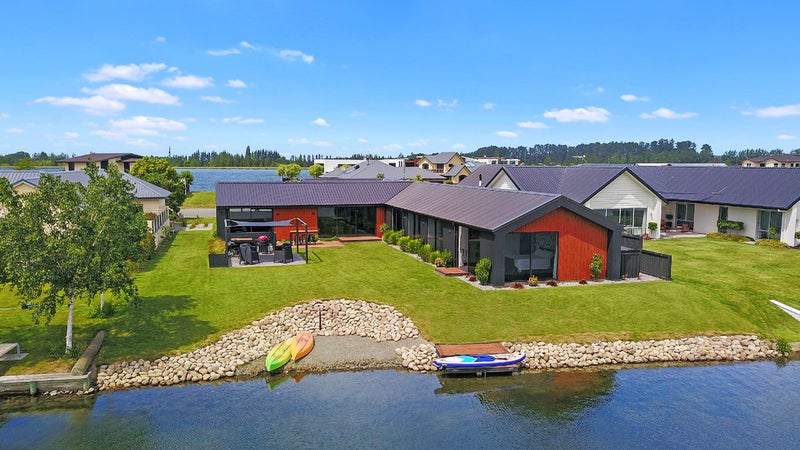 37 Ludlow Drive, Huntingdon, Ashburton - Carousel 1