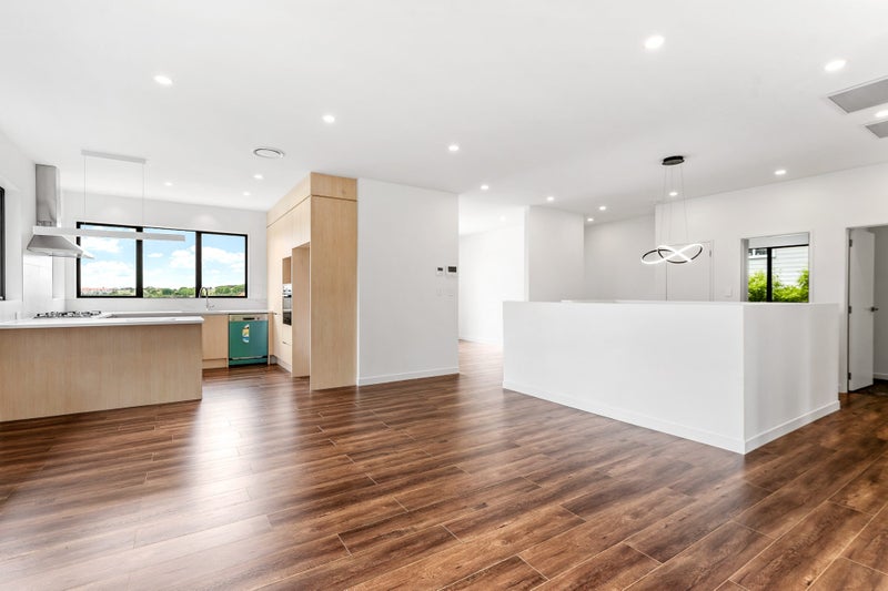 30 Bella Vista Drive, Gulf Harbour, Whangaparaoa - Carousel 2