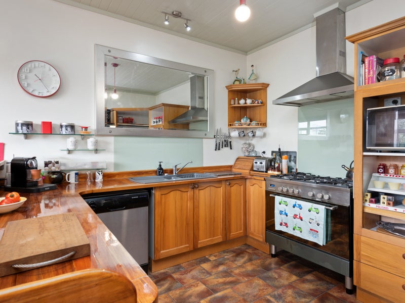 16 Litchfield Street, Redwoodtown, Blenheim - Carousel 2