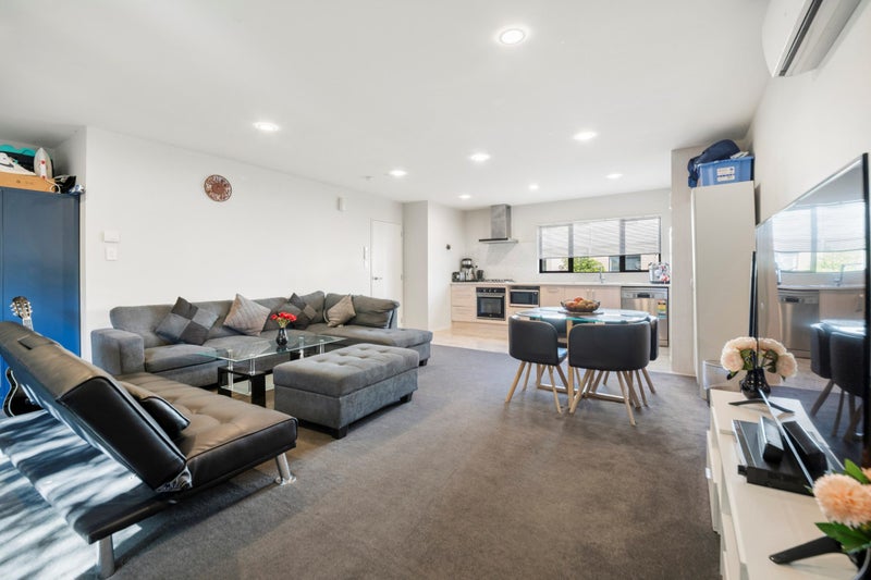 14C Jutland Road, Manurewa, Auckland - Carousel 1