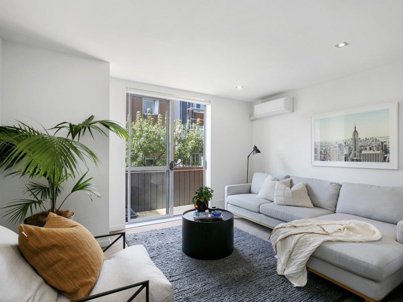 27/120 Rintoul Street, Newtown, Wellington - Carousel 2