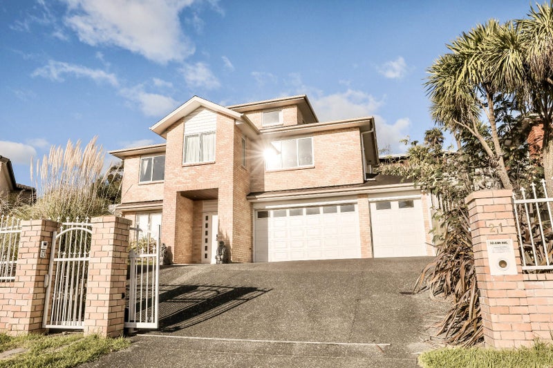 21 Loughros Place, Pinehill, Auckland - Carousel 1