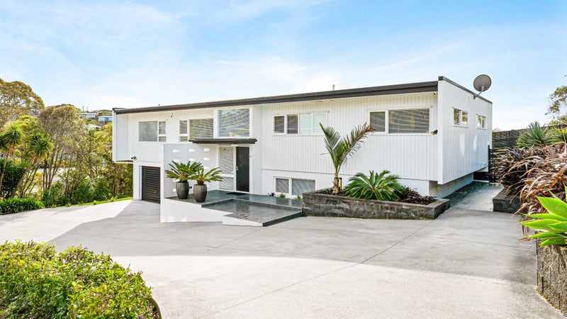 18 Hibiscus Place, Hillsborough, Auckland - Carousel 1