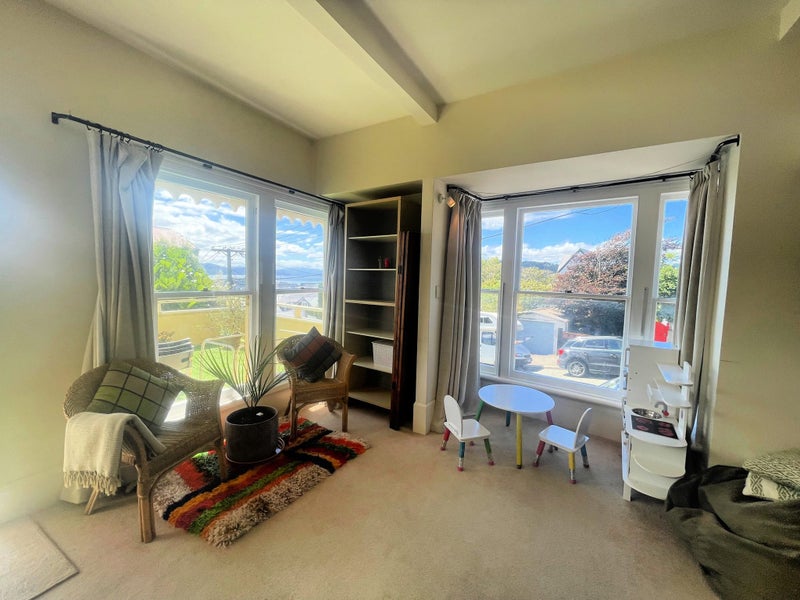 72A Thompson Street, Mount Cook, Wellington - Carousel 2